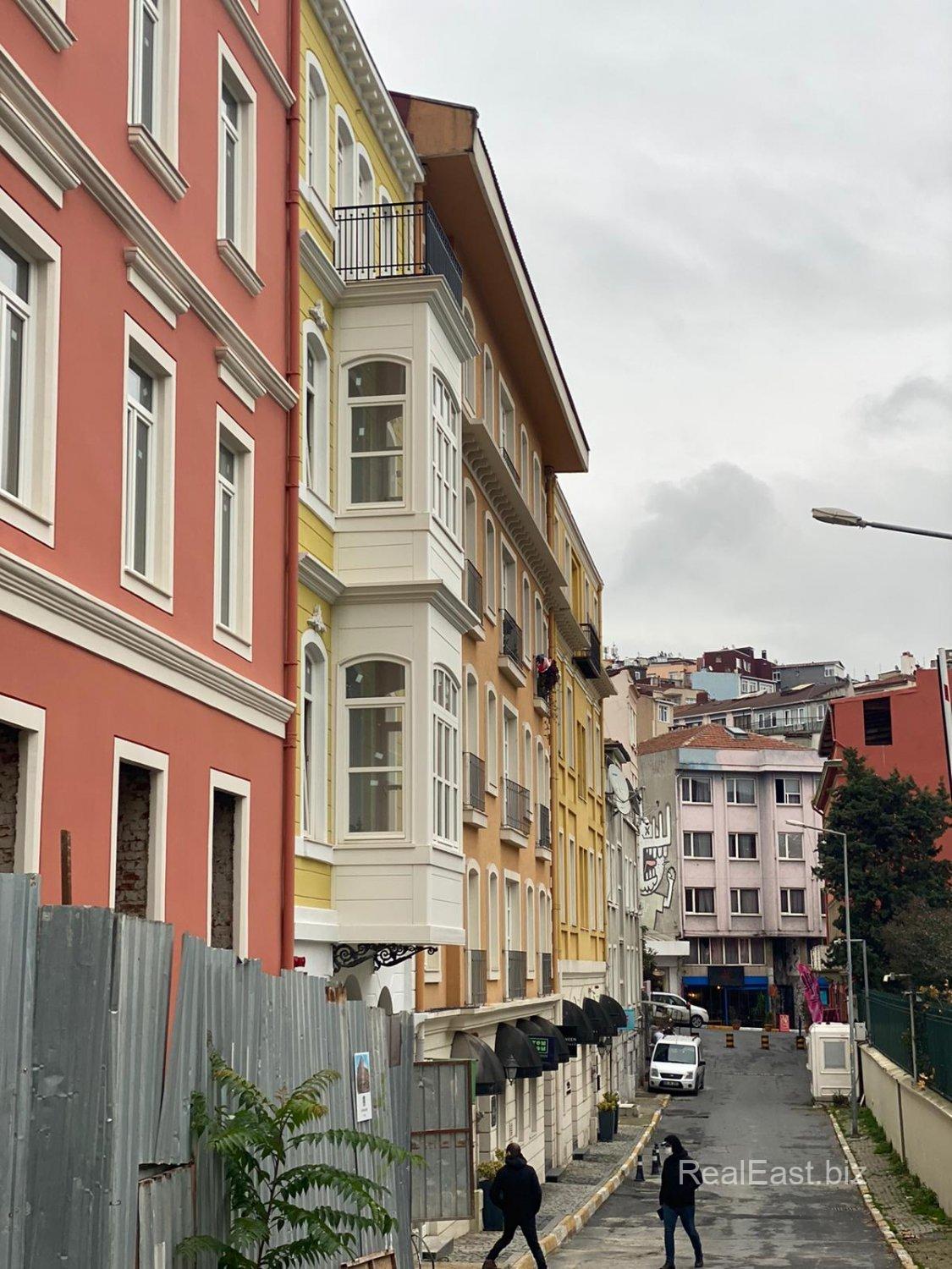 Elegant Studio Apartment in the Heart of Beyoğlu, Istanbul